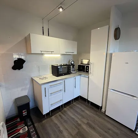 T2 Climatise Avec Wifi - Port - Fr-1-81-645 Apartament